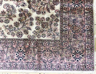 27128690a - Sarogh Kork fein, Indien, Ende 20.Jhd, Korkwolle auf Baumwolle, ca. 288 x 237 cm, EHZ: ...
