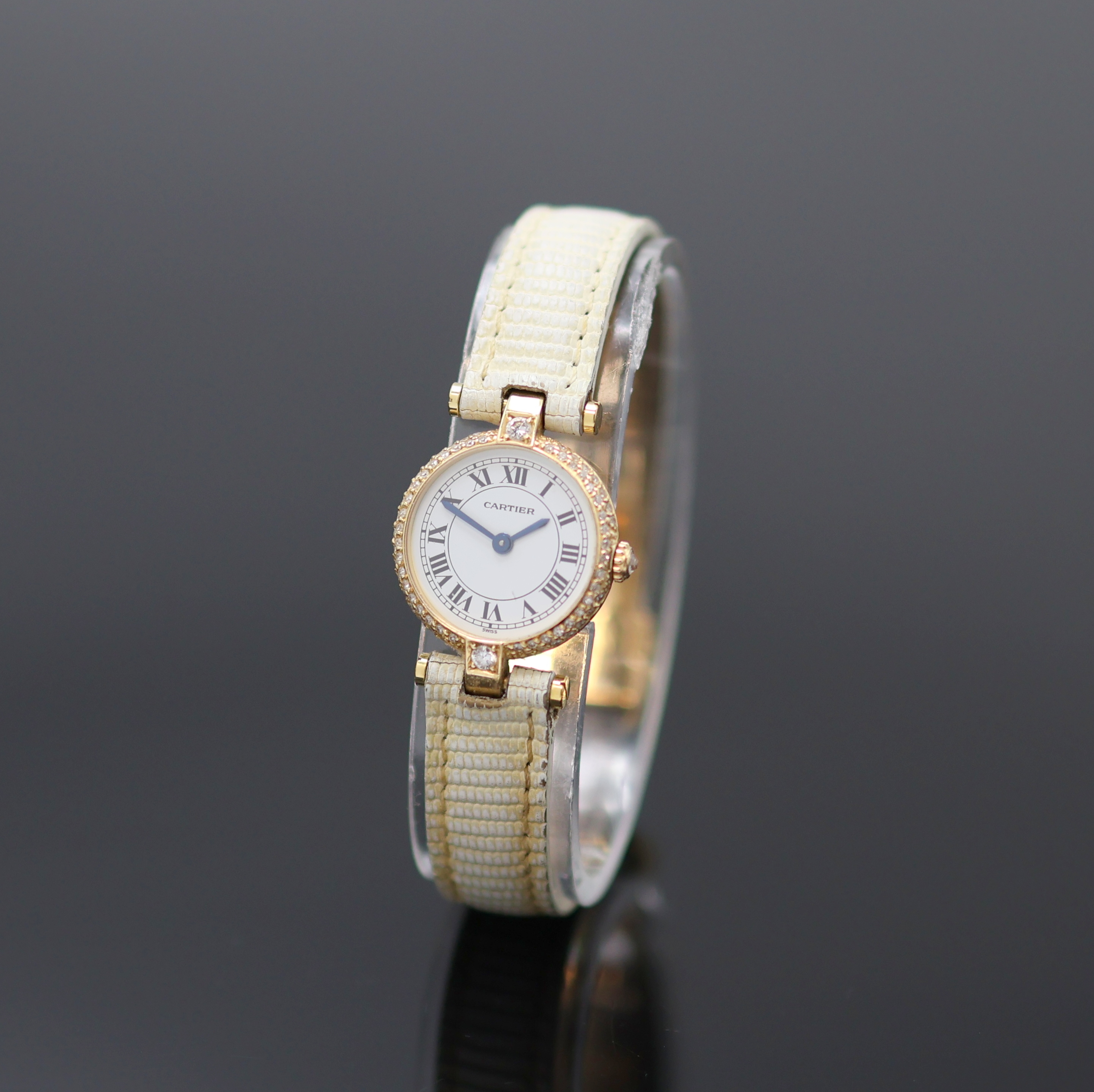 Image 27128734 - CARTIER Vendome Damenarmbanduhr in GG 750/000 mit Brillanten, Schweiz um 1990, quarz, ...