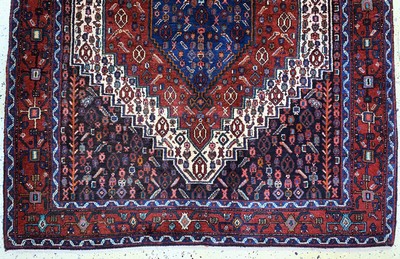 27128727b - Senneh, Persien, Ende 20.Jhd, Wolle auf Baumwolle, ca. 180 x 145 cm, EHZ: 2 ...
