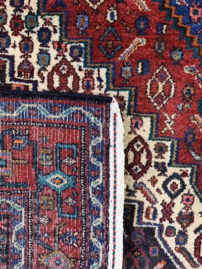 27128727d - Senneh, Persien, Ende 20.Jhd, Wolle auf Baumwolle, ca. 180 x 145 cm, EHZ: 2 ...
