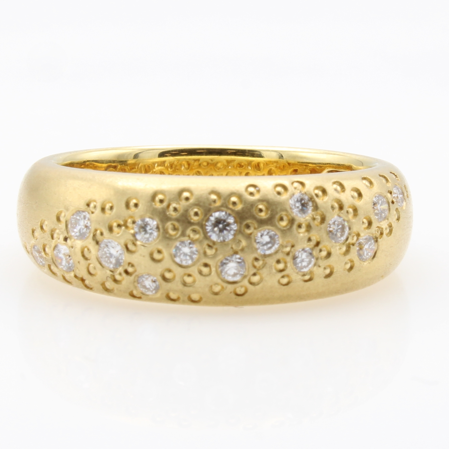 Image 27128870 - Ring mit Brillanten, GG 750/000, z.T. matt., 16 Brill. verstreut gef. zus. ca. 0.24 ct ...