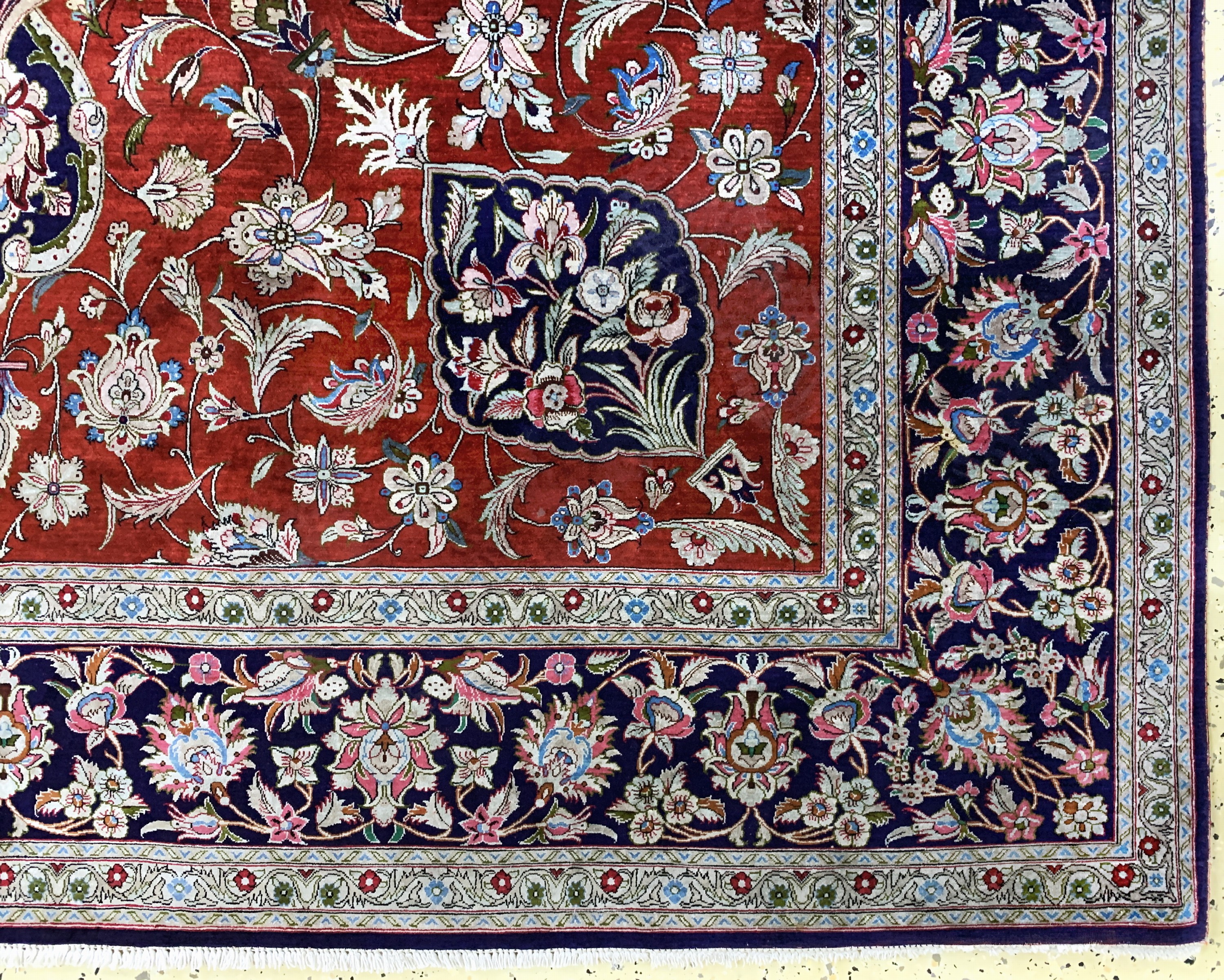 Detail a: Ghom Seide fein sign.(Ahmadi), Persien, Mitte 20.Jhd., reine Naturseide, ca. 306 x 200 cmca. 1,0 Mio. Kn/qm, EHZ: 2