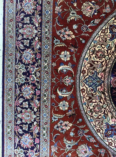 27128884c - Ghom Seide fein sign.(Ahmadi), Persien, Mitte 20.Jhd., reine Naturseide, ca. 306 x 200 ...