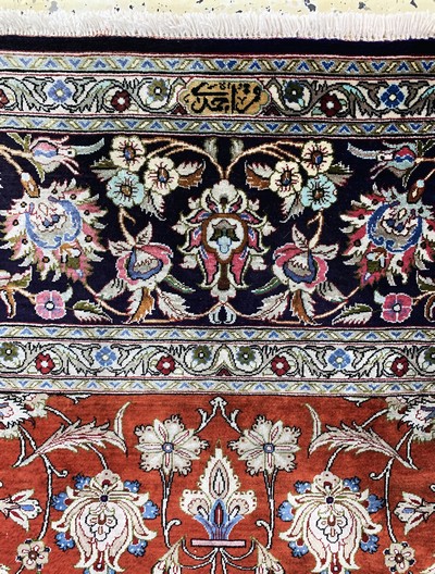 27128884h - Ghom Seide fein sign.(Ahmadi), Persien, Mitte 20.Jhd., reine Naturseide, ca. 306 x 200 ...
