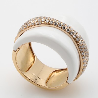 27128955a - Ring mit Achat und Brillanten, RG 750/000, weißer Achat ca. 17.8 ct, 118 Brill. zus. ...
