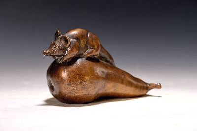 27129591k - Gernot Rumpf, born 1941 Kaiserslautern, mouse on a pear, bronze figure, monogrammed and ...