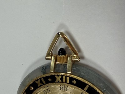 27130103f - CARTIER seltene Taschenuhr in Moosachat mit Montierungen in GG 750/000, Schweiz / ...