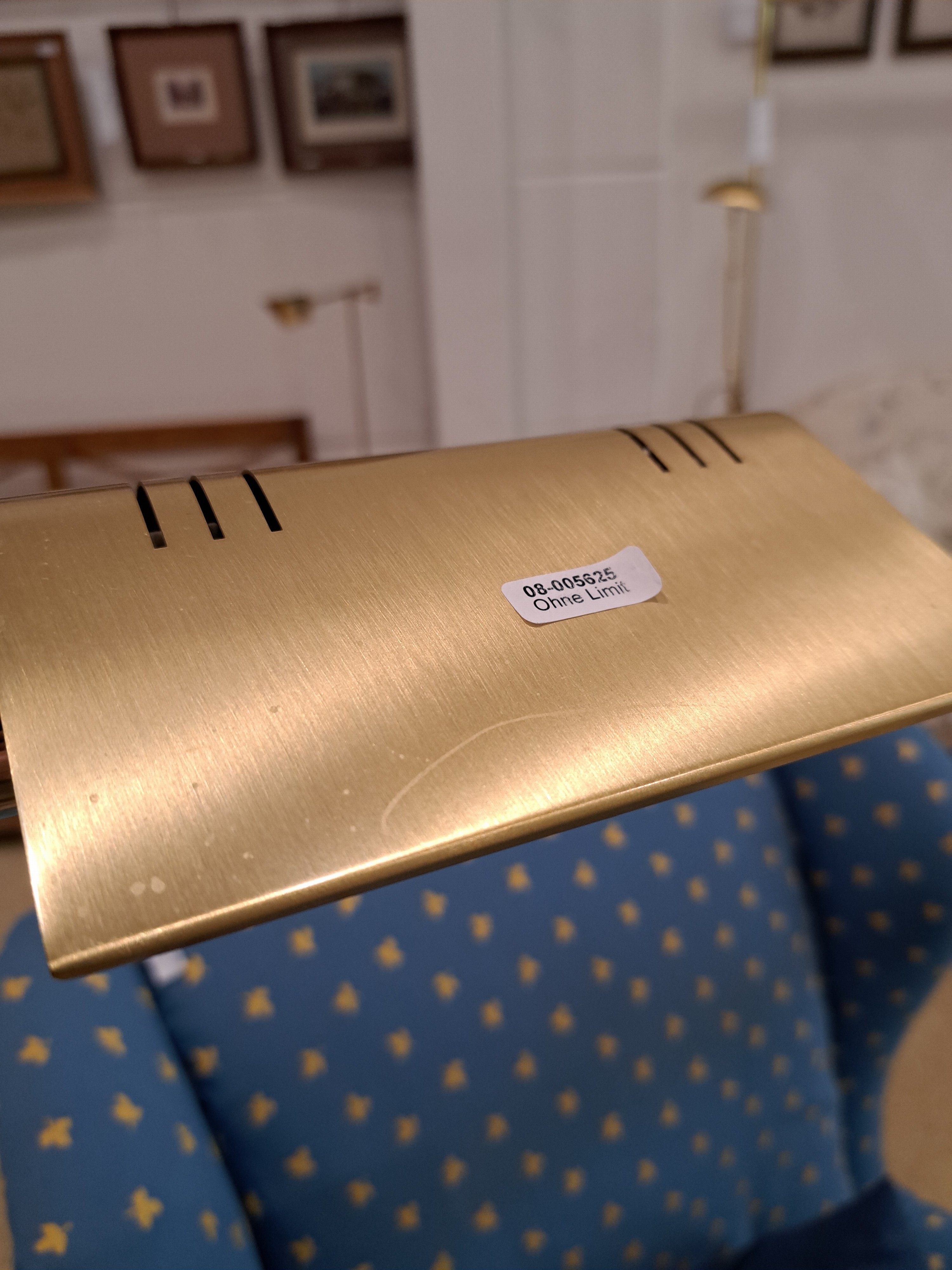 Detail a: Stehlampe, 80er Jahre, eine Brennstelle, aus Messing, mit schwenkbarer Lampe Funktion nicht geprüft, H. ca. 102 cm