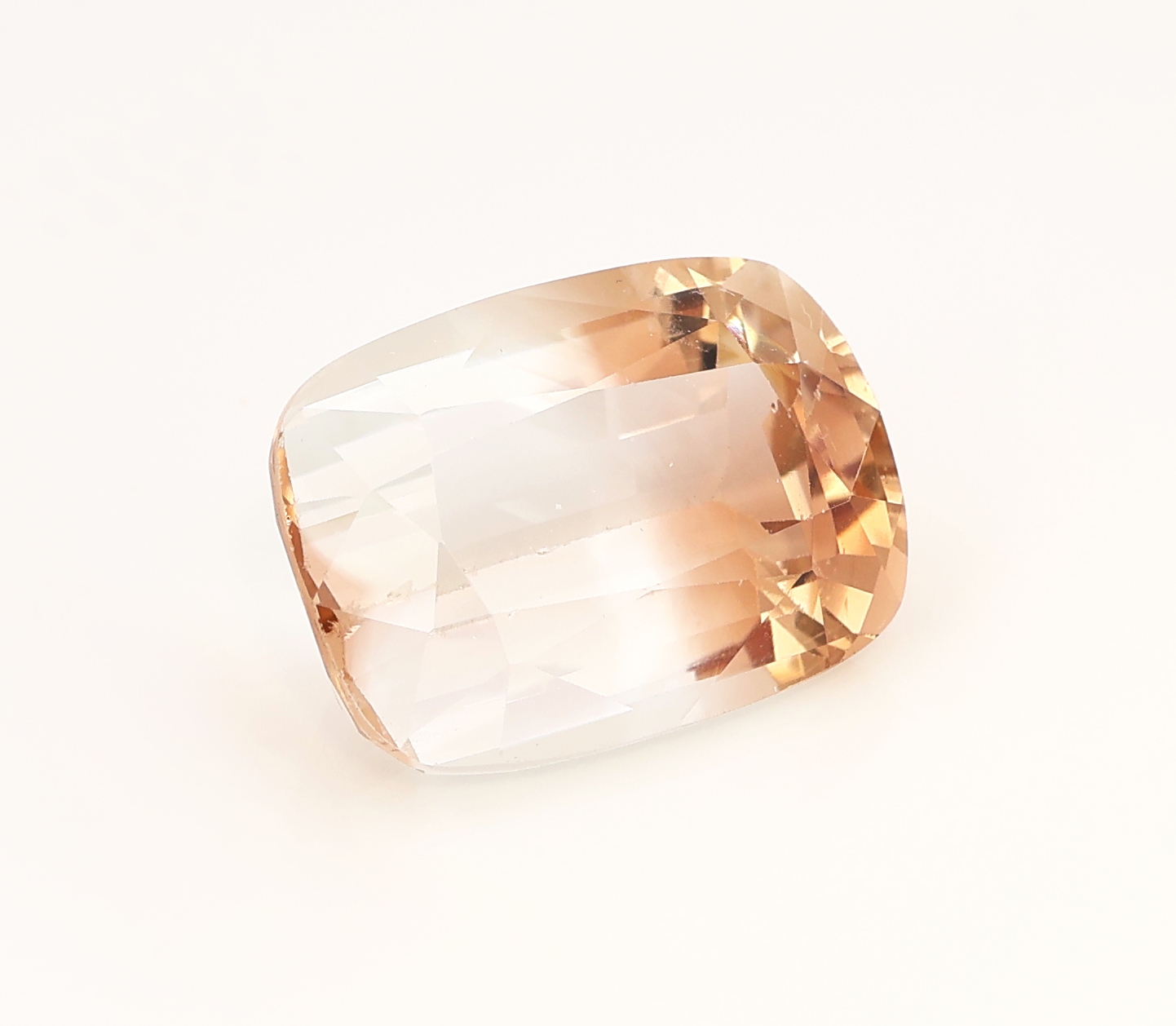 Image 27130350 - Loser Topas, 21.98 ct, pinkish orange, modifizierter Brillantschliff, ca. 18.84 x 13.50 x ...