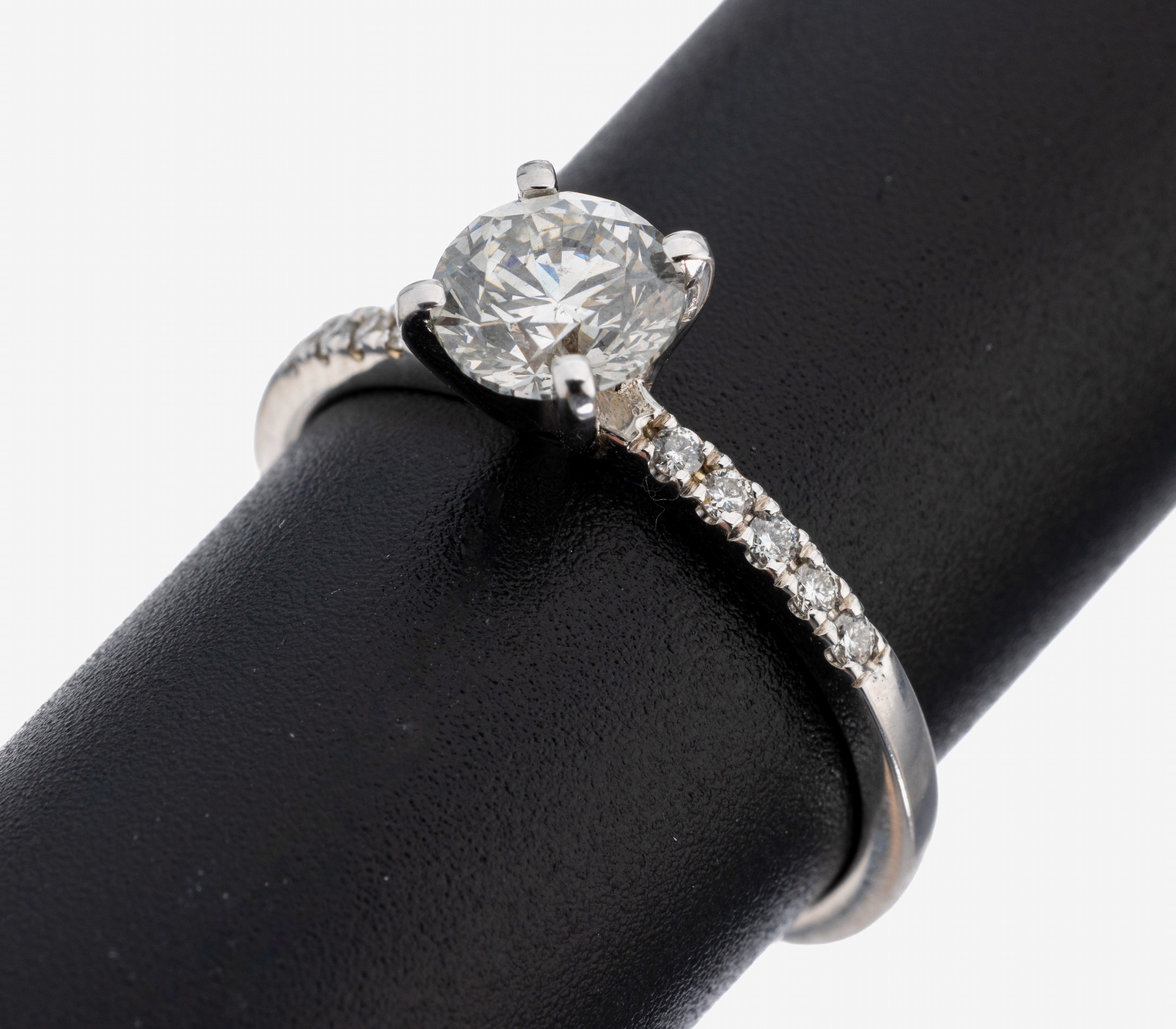 Image 27130355 - 14 kt Gold Brillant-Ring, WG 585/000, mittiger Brillant ca. 1.01 ct feines Weiß- ...