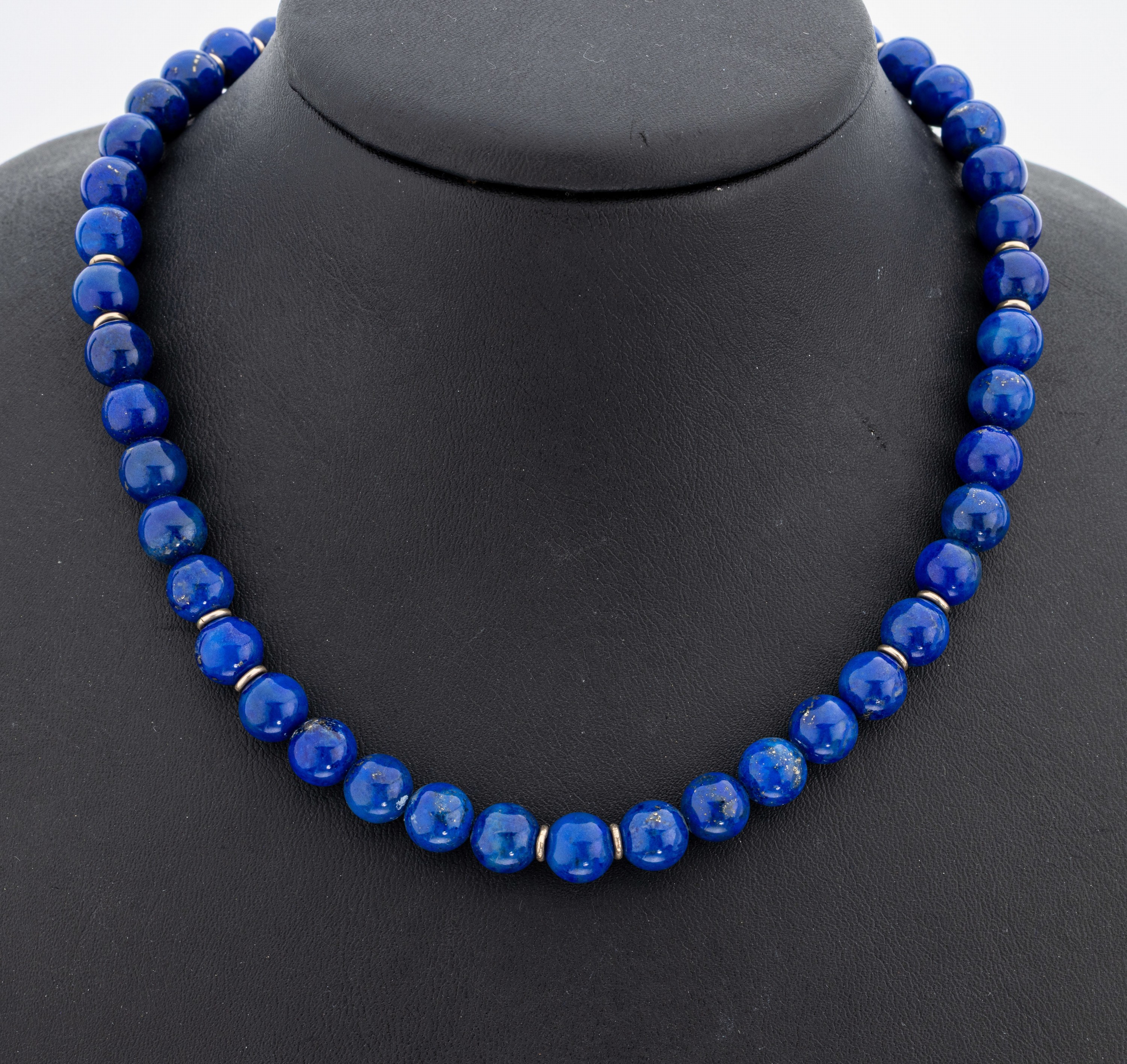 Image 27130384 - Lapislazuli-Collier, endlos, Lapislazuli- Kugeln, D. ca. 8.2 mm, Zwischenglieder wohl ...