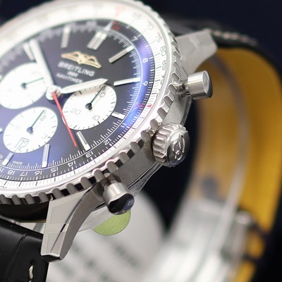 27130306b - BREITLING Navitimer B01 Chronometer ungetragener Armbandchronograph Referenz AB0137, ...