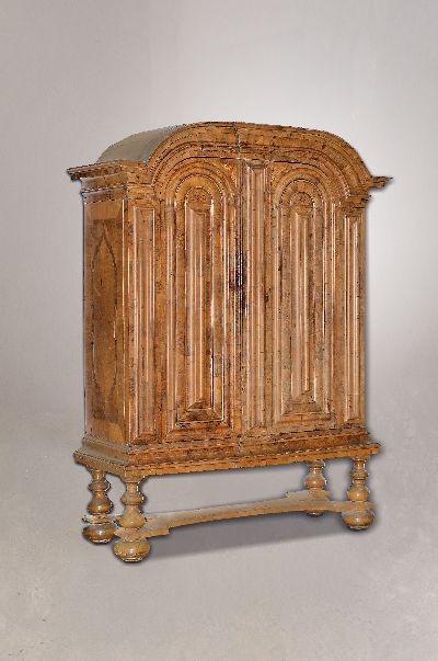 Image Sächsischer Stollenschrank, Leipzig oder Dresden, um 1740, Korpus Weichholz, ...