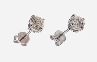 Image Paar 14 kt Gold Diamant-Ohrstecker, WG 585/000, 2 Altschliffdiamanten zus. ca. 0.96 ct ...