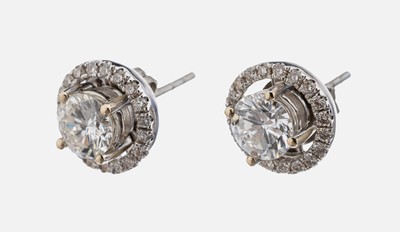 Image Paar 18 kt Gold Brillant-Ohrstecker, WG 750/000, 2 Brillanten zus. ca. 1.25 ct ...