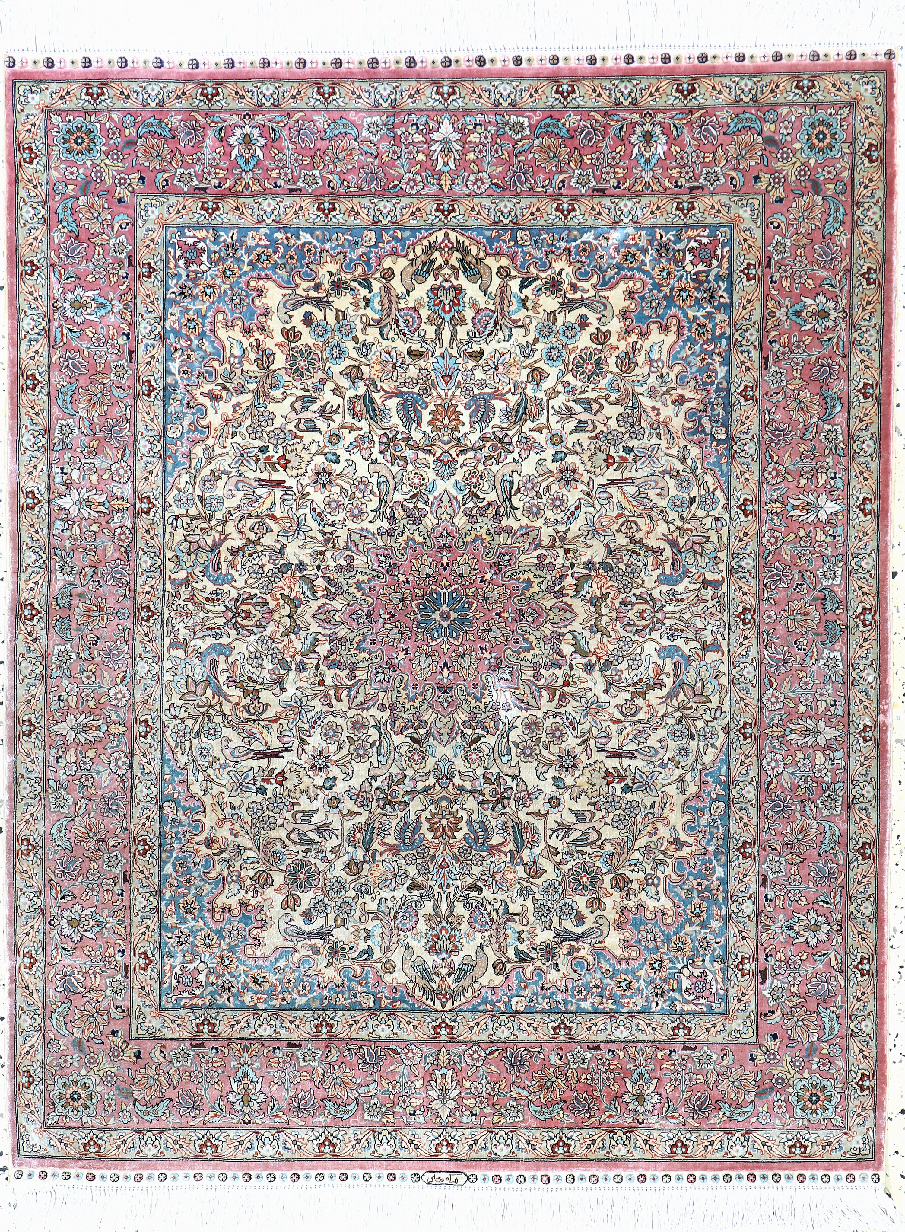 Image 27130427 - Hereke Seide fein, China, Ende 20.Jhd, reine Naturseide, ca. 145 x 106 cm, ca. 1,0 Mio. ...
