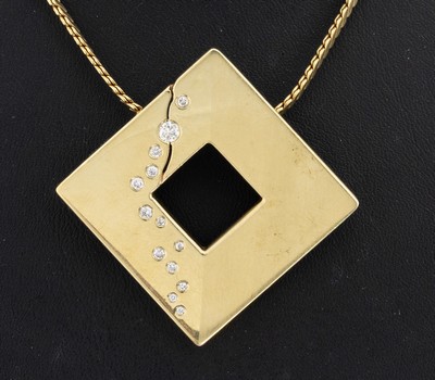 27130425a - 14 kt Gold Brillant-Anhänger, GG 585/000, pol. und sat., 13 Brillanten zus. ca. 0.36 ...