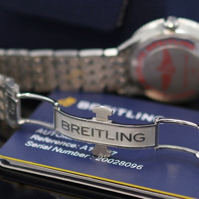 27130441d - BREITLING Navitimer Chronometer ungetragene Armbanduhr Referenz A17327, Automatik, ...