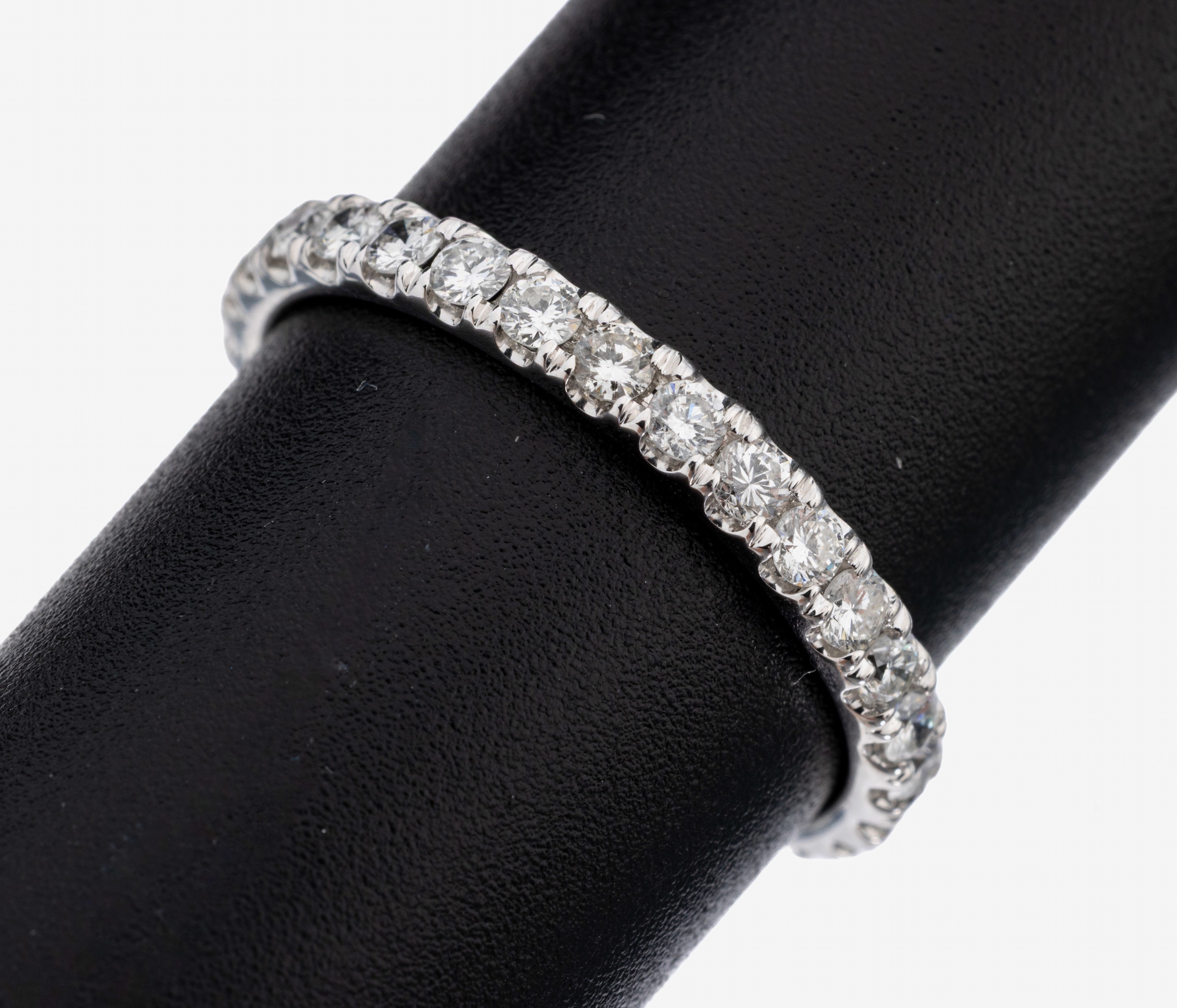 Image 27130500 - 14 kt Gold Brillant-Memoryring, WG 585/000,Brillanten zus. ca. 0.89 ct (grav.) feines ...