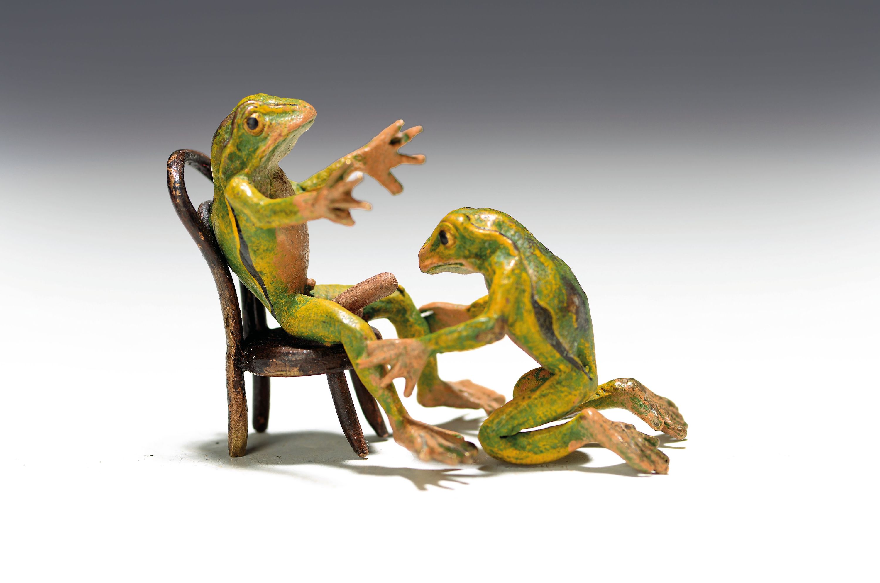 Image 27130591 - Wiener Bronze, erotische Frösche, sign. Bergmann, bunt staffiert, ca. 5x6.5 cm