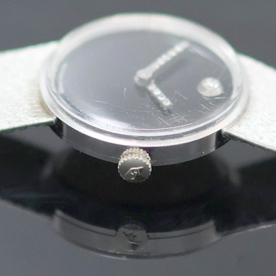 27130583d - MOVADO Damenarmbanduhr Museumswatch in WG 750/000, Handaufzug, Schweiz um 1970, ...