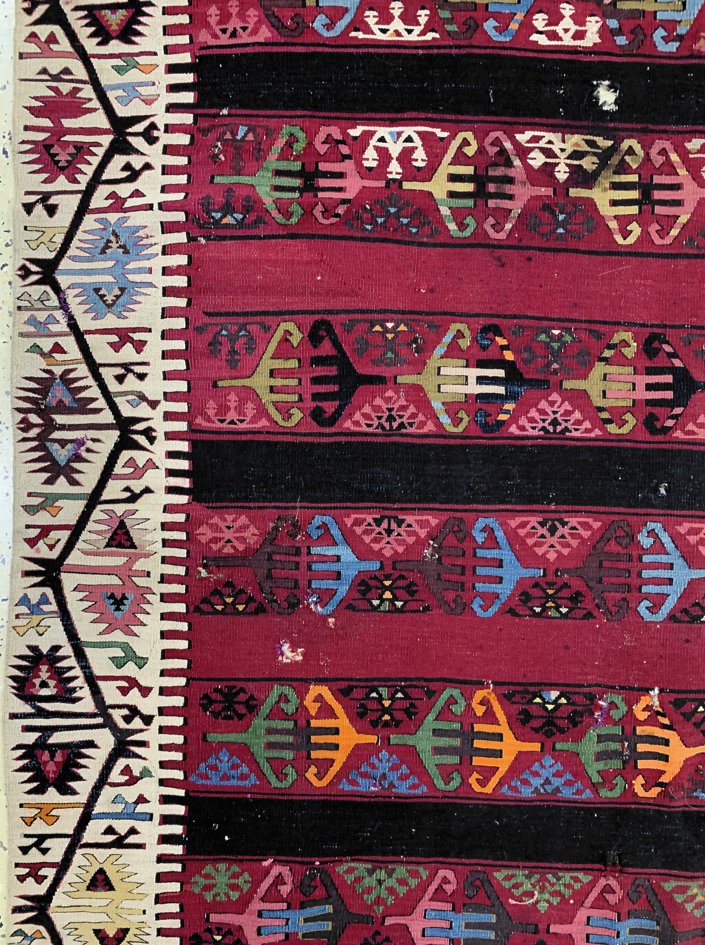 Detail g: "Reyhanli"Kelim antik, Türkei, um 1900, Wolle auf Wolle, ca. 445 x 170 cm, EHZ: 4, (mehrere Löcher)