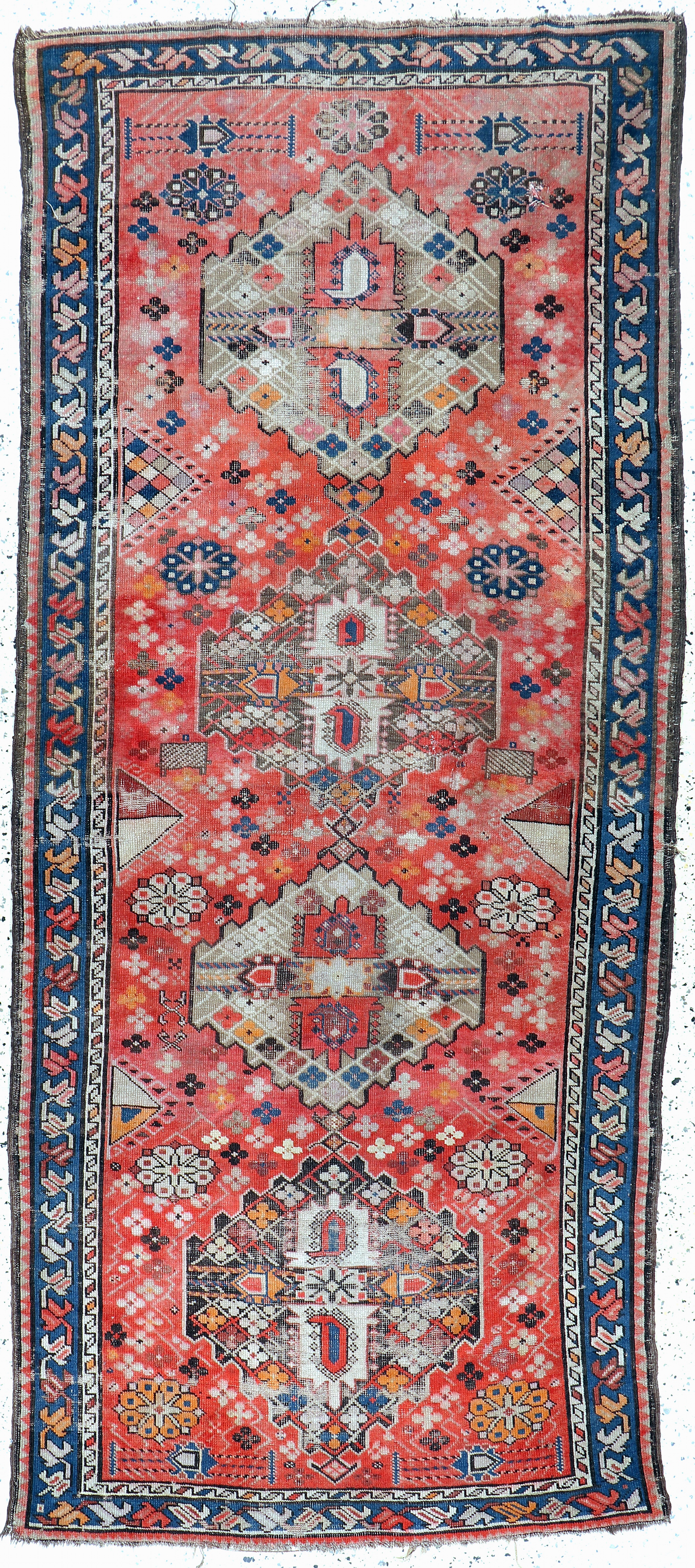 Image 27130642 - Kazak antik, Kaukasus, um 1900, Wolle auf Wolle, ca. 270 x 117 cm, EHZ: 4 Schätzpreis: ...