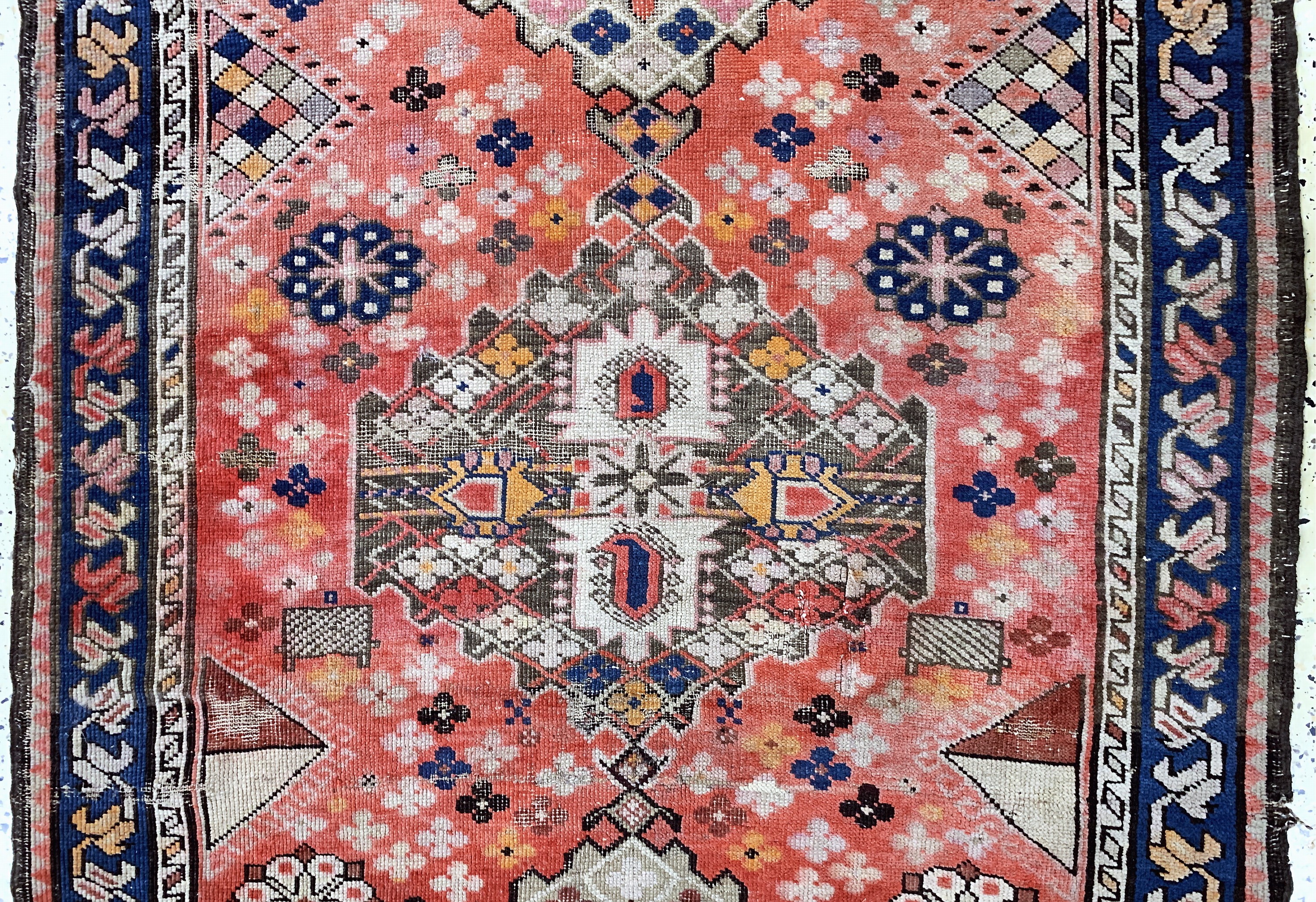 Detail b: Kazak antik, Kaukasus, um 1900, Wolle auf Wolle, ca. 270 x 117 cm, EHZ: 4