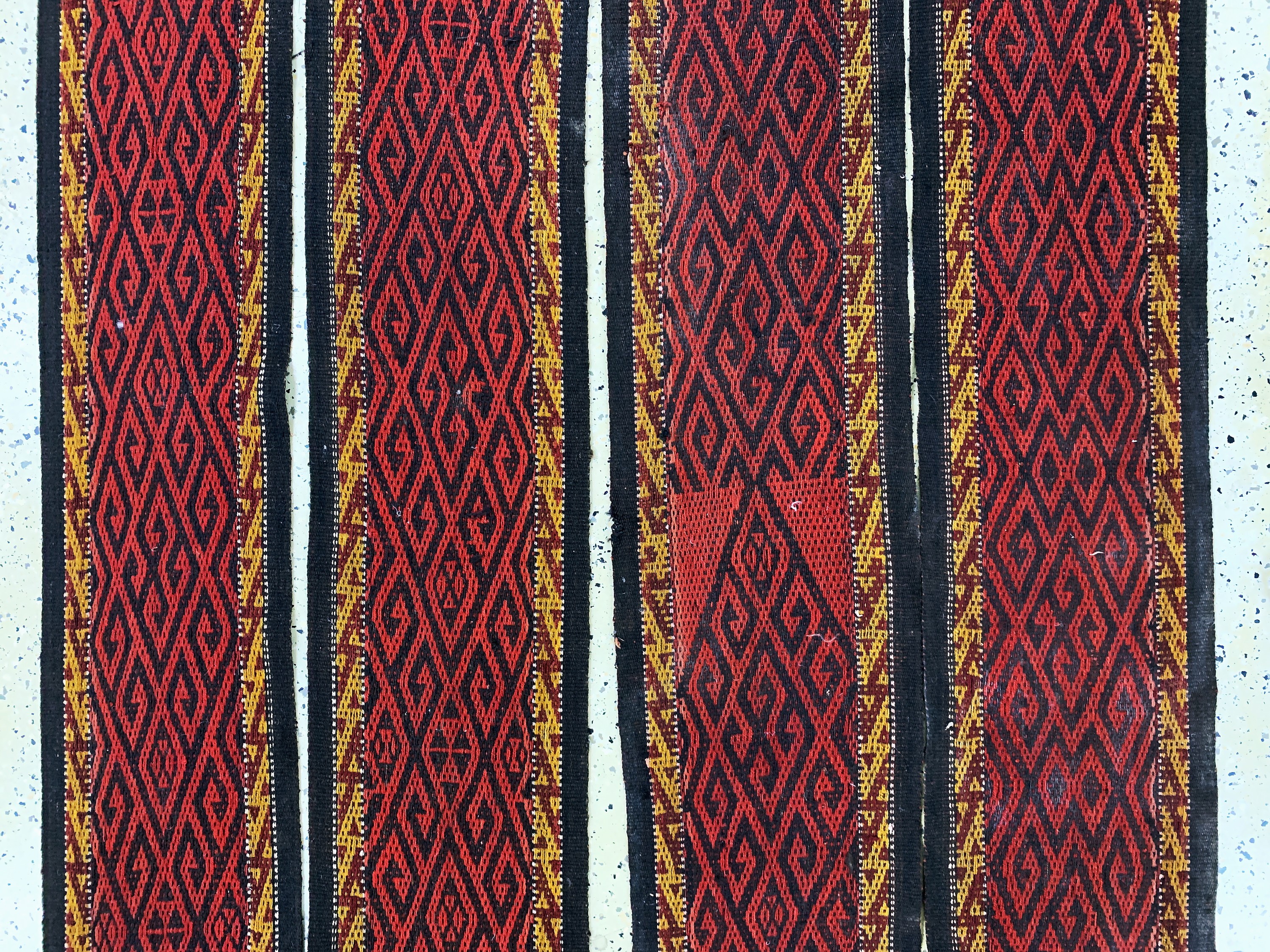 Detail b: Zeltband, Turkmenistan, Anfang 20.Jhd, Wolle auf Wolle, ca. 1500 x 30 cm, EHZ: 2-3