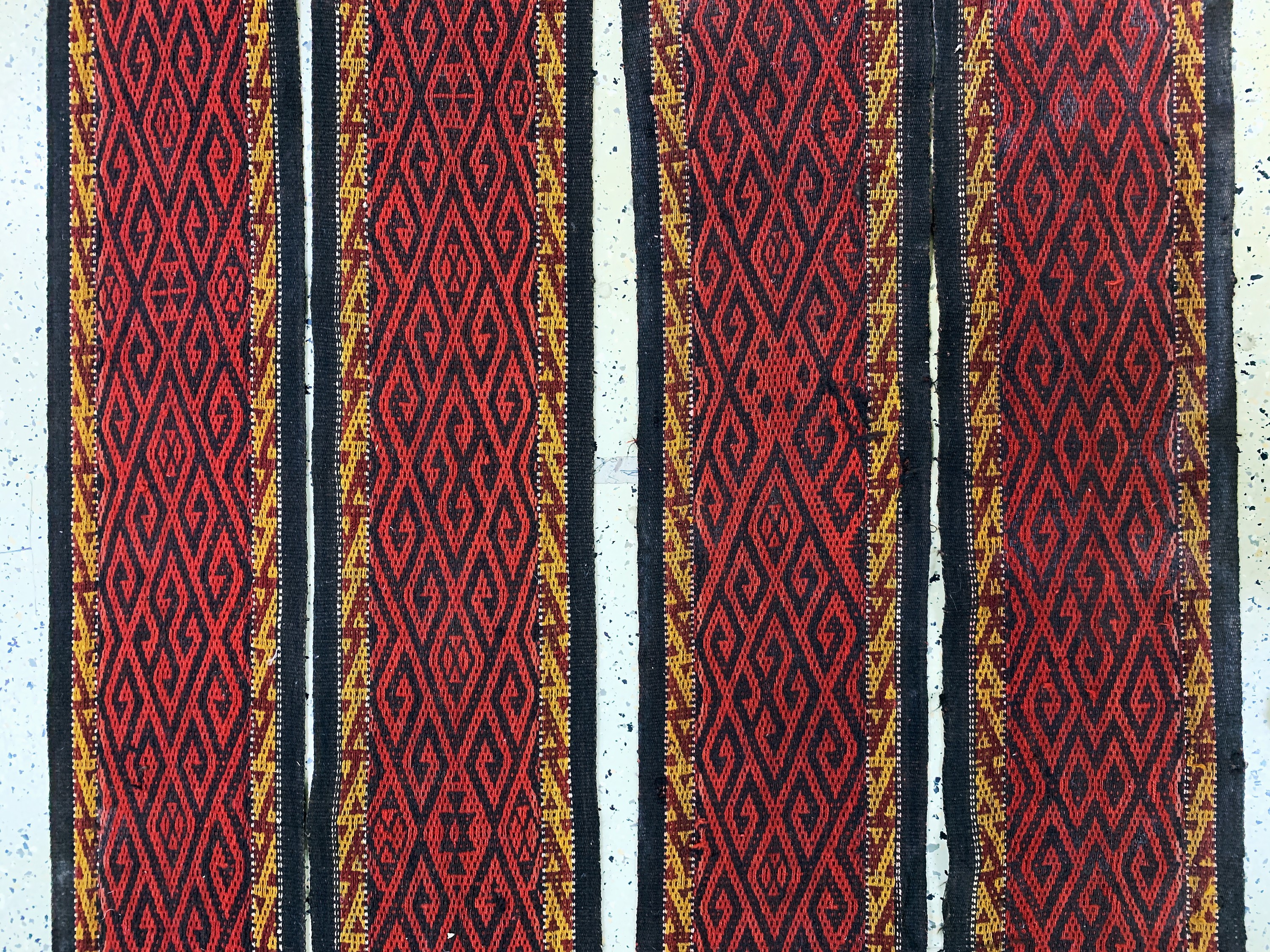 Detail c: Zeltband, Turkmenistan, Anfang 20.Jhd, Wolle auf Wolle, ca. 1500 x 30 cm, EHZ: 2-3