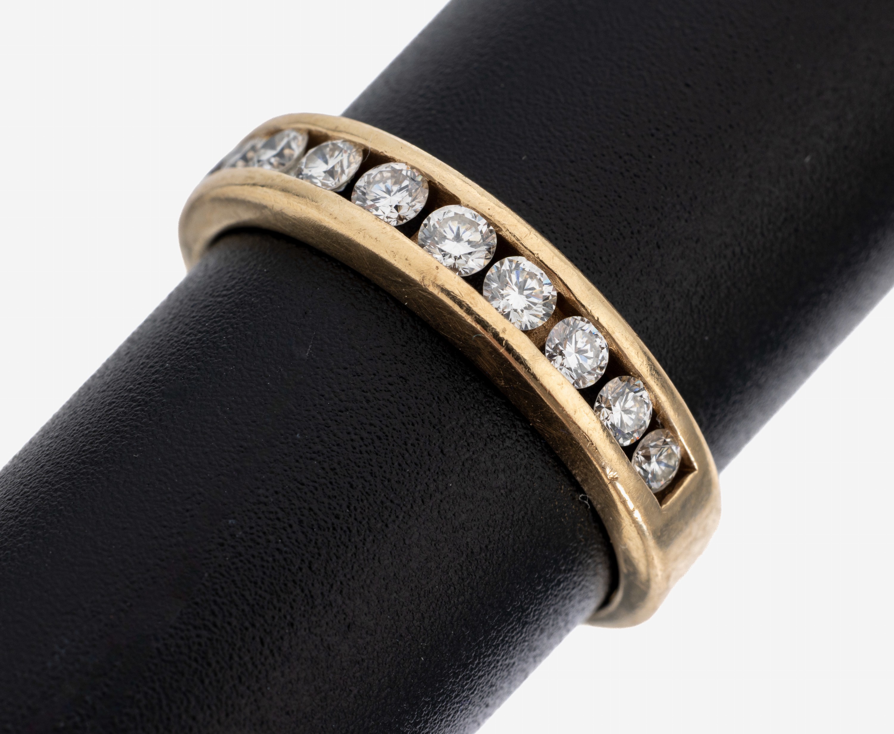 Image 27130676 - 14 kt Gold Brillant-Ring, GG 585/000, 10 Brillanten zus. ca. 0.70 ct feines Weiß- ...