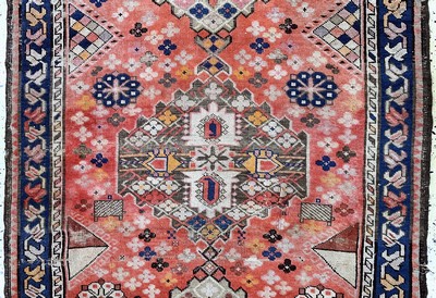 27130642b - Kazak antik, Kaukasus, um 1900, Wolle auf Wolle, ca. 270 x 117 cm, EHZ: 4 Schätzpreis: ...