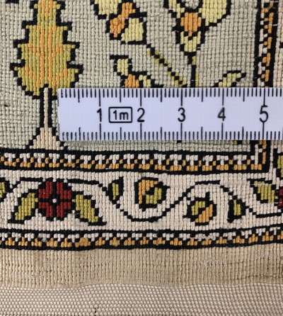 27130665d - Hereke Seide fein, Türkei, Mitte 20.Jhd, reine Naturseide, ca. 60 x 42 cm, ca. 1,0 ...