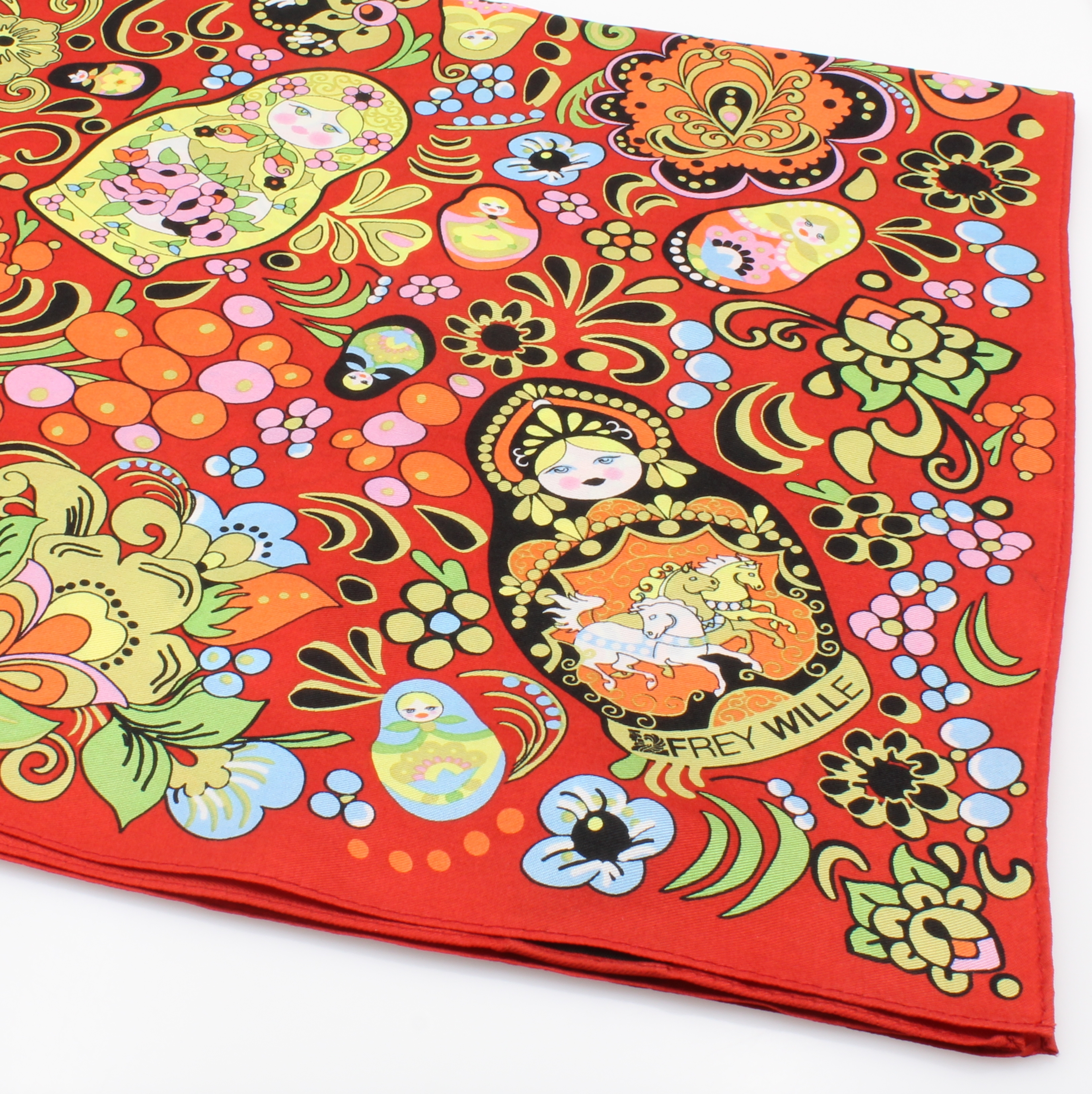 Image 27130749 - Frey Wille Seidentuch, ´Folkloric Masterpiece - My Matryoshka´, M. 53x53, orig. Etui