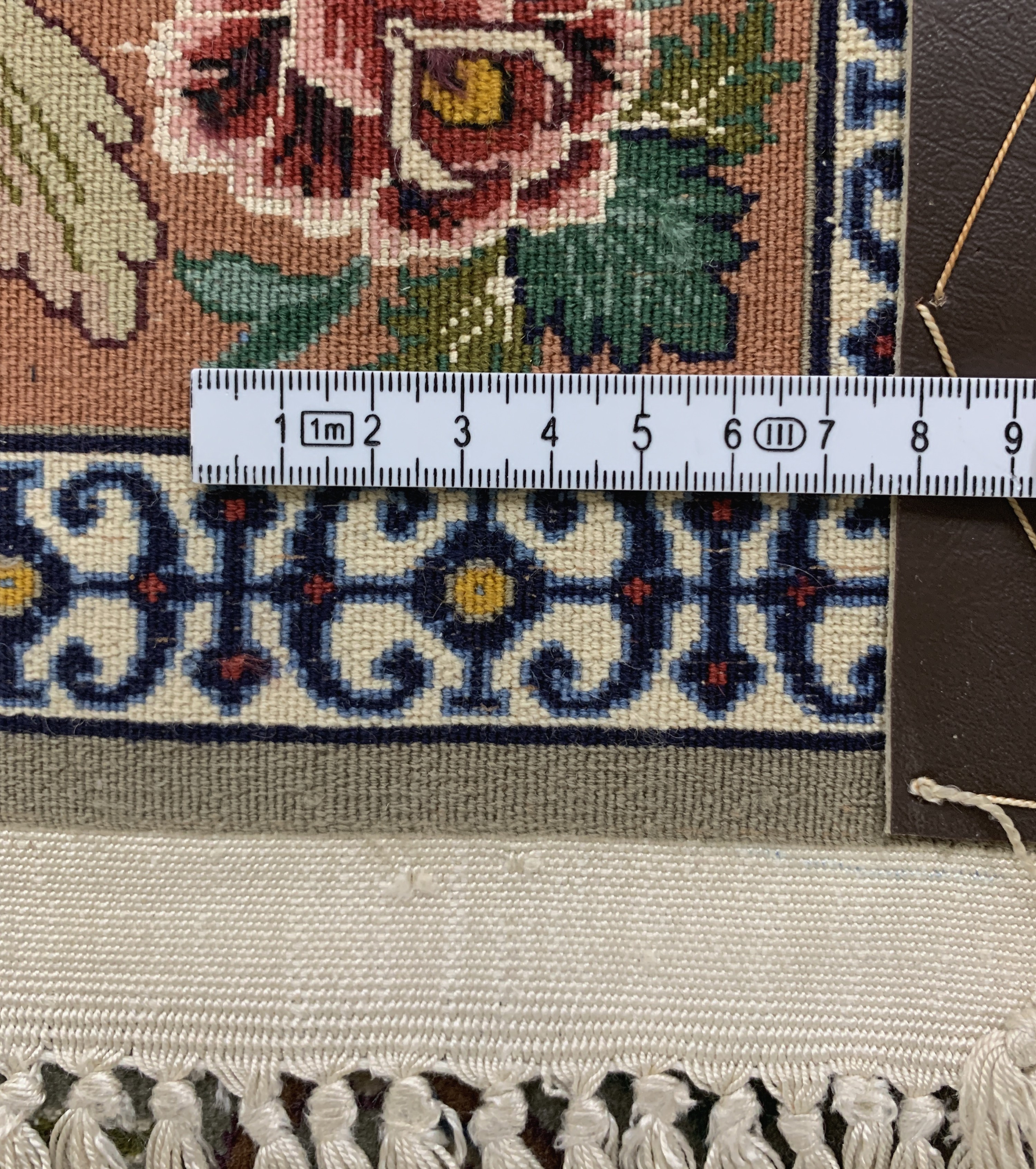 Detail f: Esfahan fein Persien, signiert"Ali Nabawi",Mitte 20.Jhd, Korkwolle mit und auf Seide, ca.160 x 108 cm, EHZ: 2
