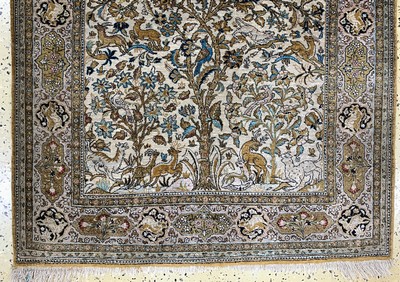 27130966b - Ghom Seide, Persien, Mitte 20.Jhd, reine Naturseide, ca. 157 x 108 cm, EHZ: 2 ...
