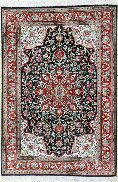 Image Ghom Seide, Persien, Mitte 20.Jhd, reine Naturseide, ca. 150 x 103 cm, EHZ: 2 ...