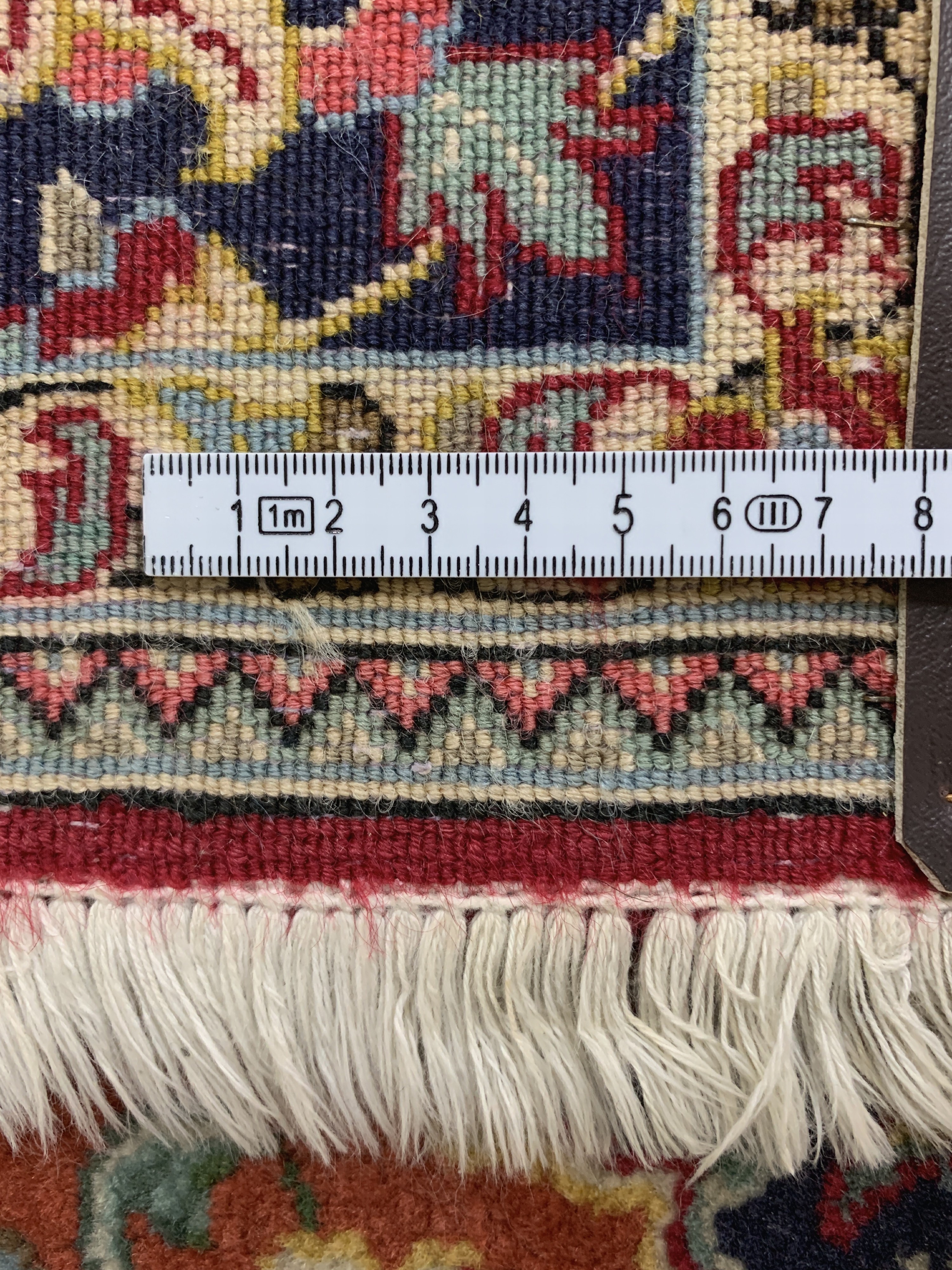 Detail e: Ghom Kork fein, Persien, Mitte 20.Jhd, Korkwolle auf Baumwolle, ca. 178 x 120 cm, EHZ: 2