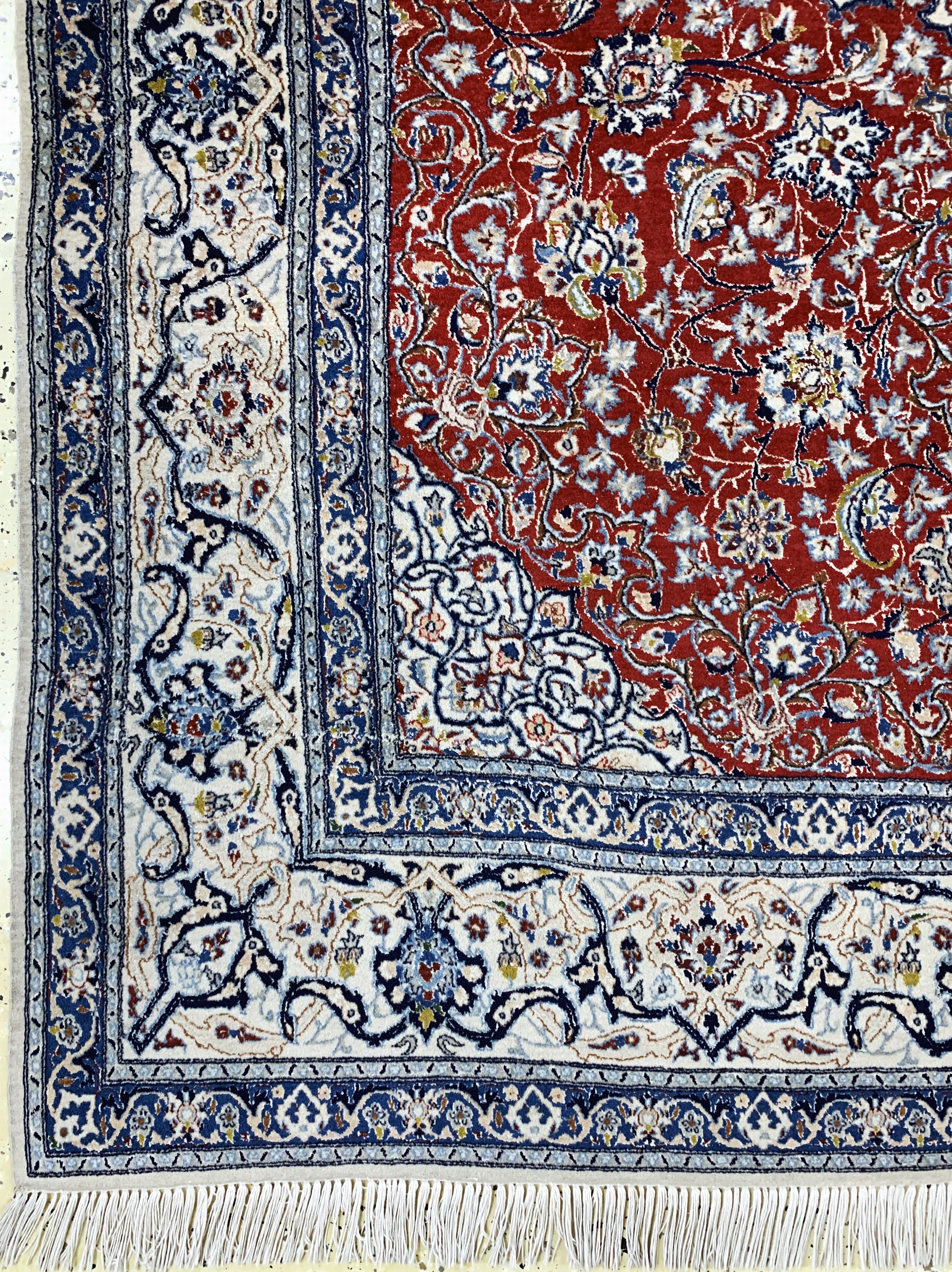 Detail b: Nain"Tudeschk"fein, Persien, Anfang 20.Jhd,Korkwolle mit Seide, ca. 240 x 153 cm, ca. 640.000 Kn/qm, EHZ: 2, (Fransen erneuert)