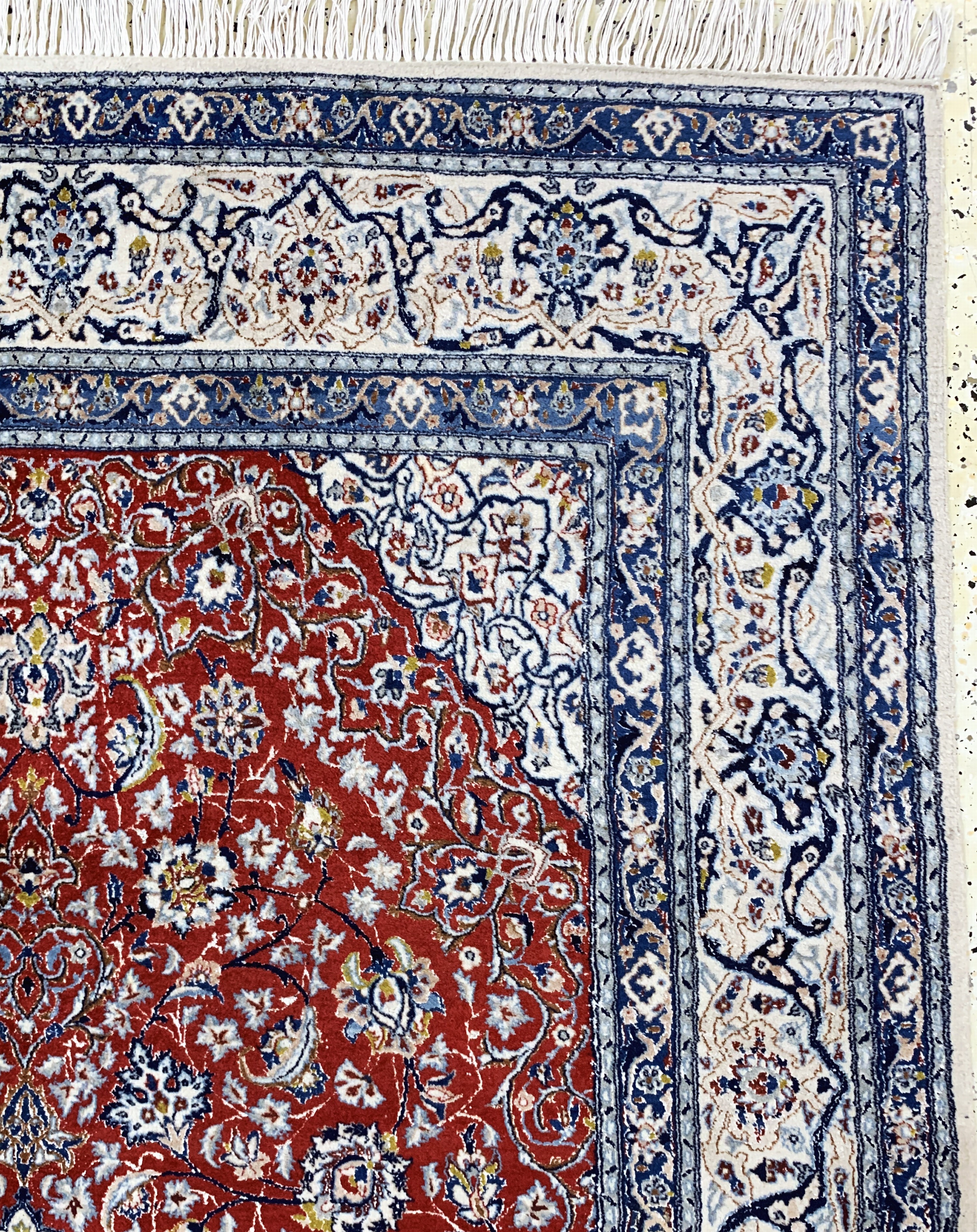 Detail e: Nain"Tudeschk"fein, Persien, Anfang 20.Jhd,Korkwolle mit Seide, ca. 240 x 153 cm, ca. 640.000 Kn/qm, EHZ: 2, (Fransen erneuert)