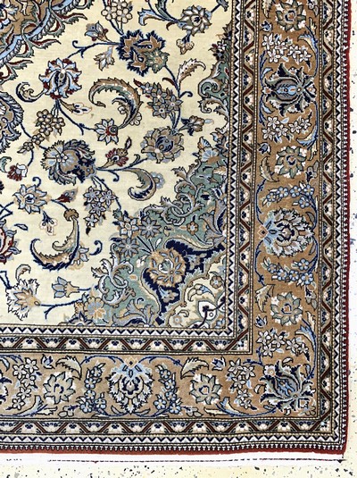 27131058a - Ghom Kork fein, Persien, Mitte 20.Jhd, Korkwolle mit Seide, ca. 210 x 140 cm, EHZ: 2 ...