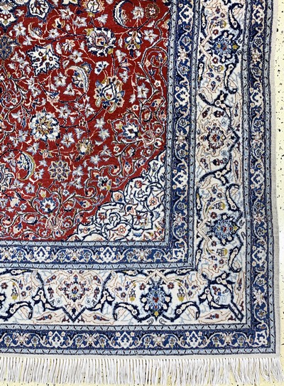 27131064a - Nain´Tudeschk´fein, Persien, Anfang 20.Jhd,Korkwolle mit Seide, ca. 240 x 153 cm, ca. ...