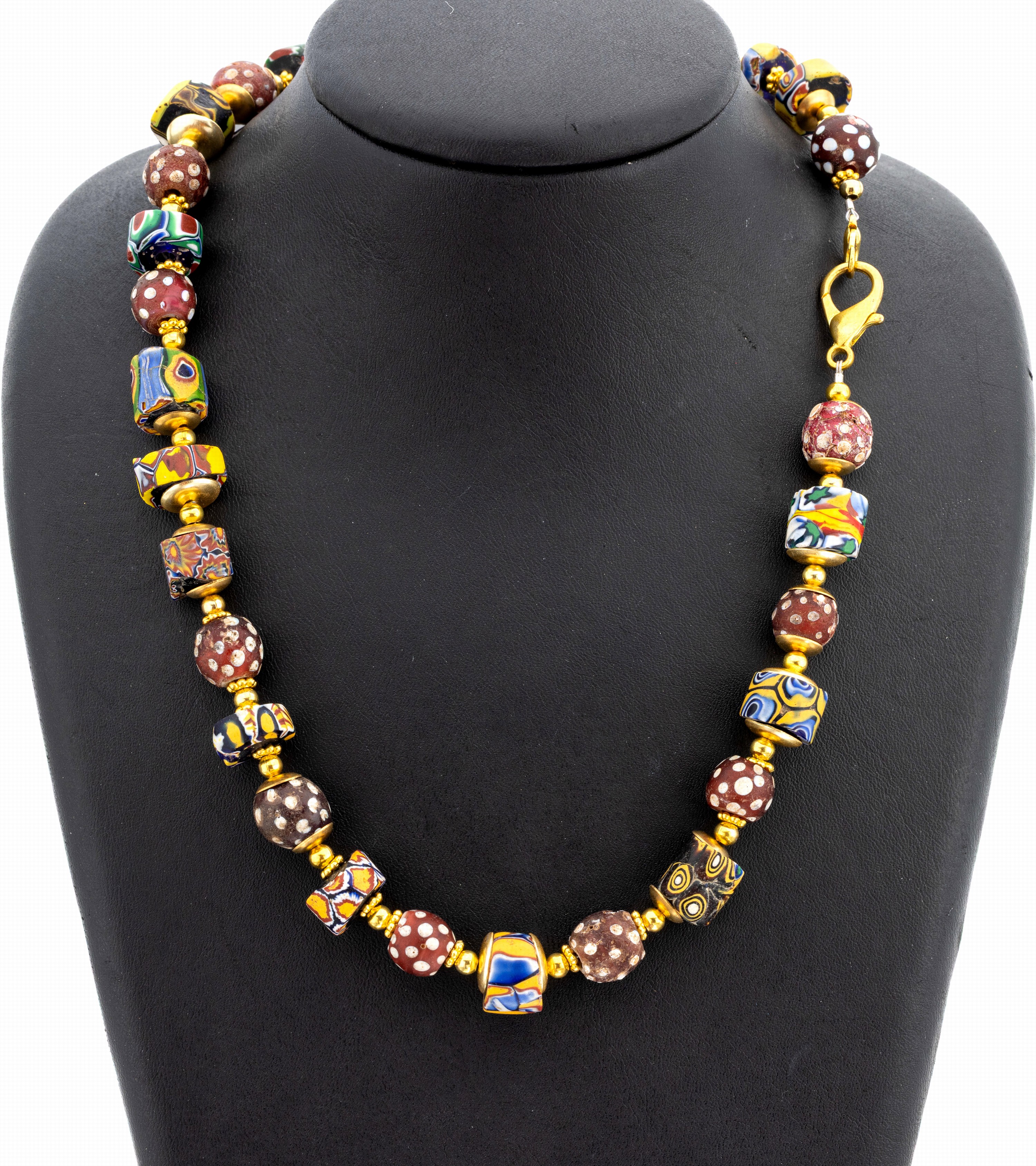 Image 27131117 - Ausgefallenes Muranoglas-Collier, Karabinerschließe und Zwischenmonturen Metall ...