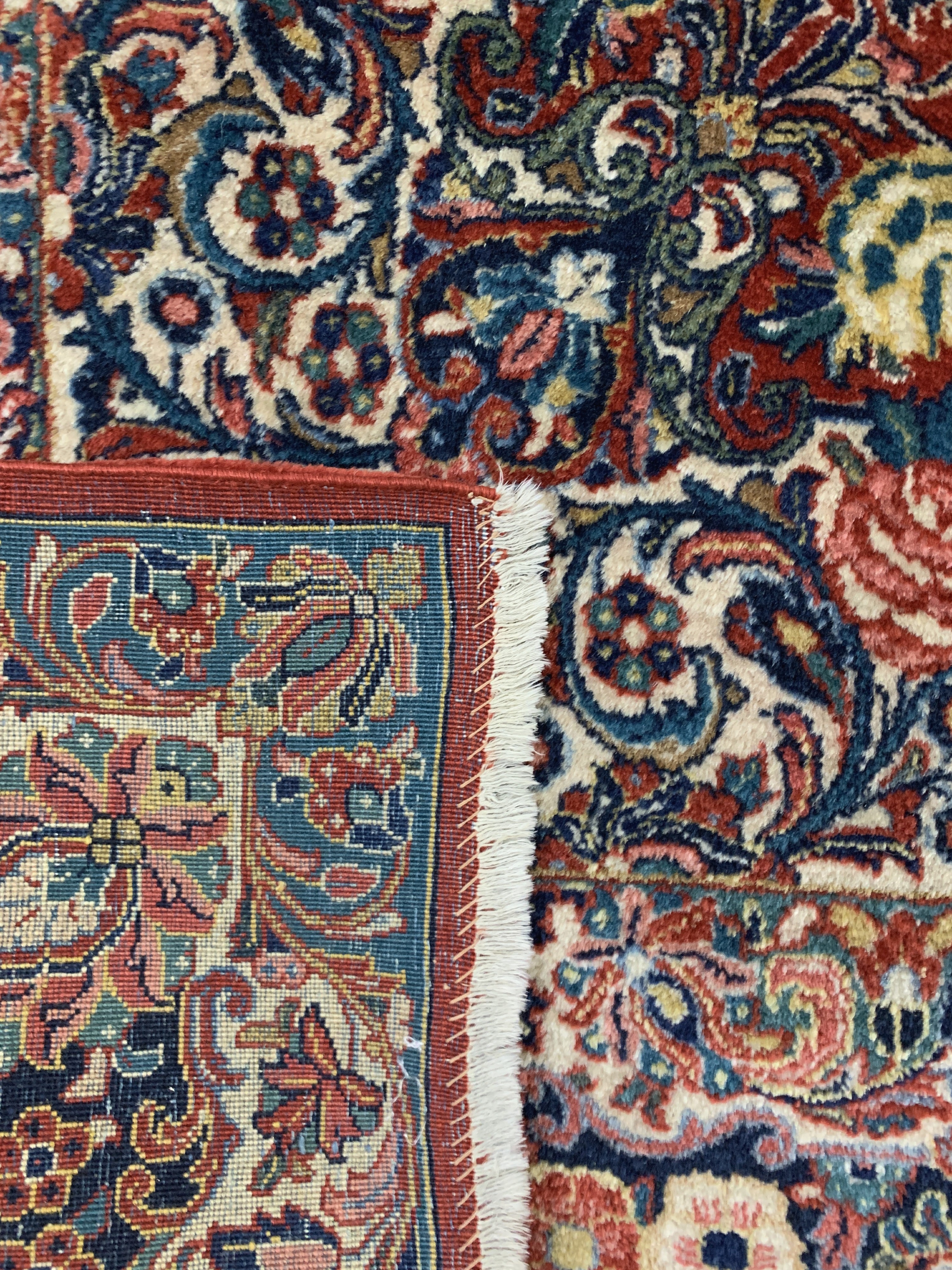 Detail i: Sarogh alt, Persien, Anfang 20.Jhd, Wolle auf Baumwolle, ca. 360 x 265 cm, EHZ: 2