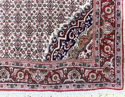 27131159a - Bidjar, Persien, Mitte 20.Jhd, Wolle auf Baumwolle, ca. 277 x 175 cm, EHZ: 2(leichter ...