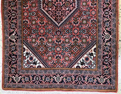 27131181b - 2 Lots Bidjar & Sarogh, Persien, Ende 20.Jhd, Wolle auf Baumwolle, ca. 135 x 80 cm & ...