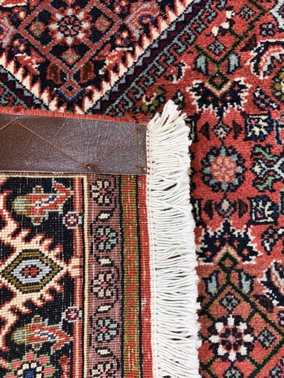 27131181d - 2 Lots Bidjar & Sarogh, Persien, Ende 20.Jhd, Wolle auf Baumwolle, ca. 135 x 80 cm & ...
