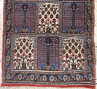 27131181f - 2 Lots Bidjar & Sarogh, Persien, Ende 20.Jhd, Wolle auf Baumwolle, ca. 135 x 80 cm & ...
