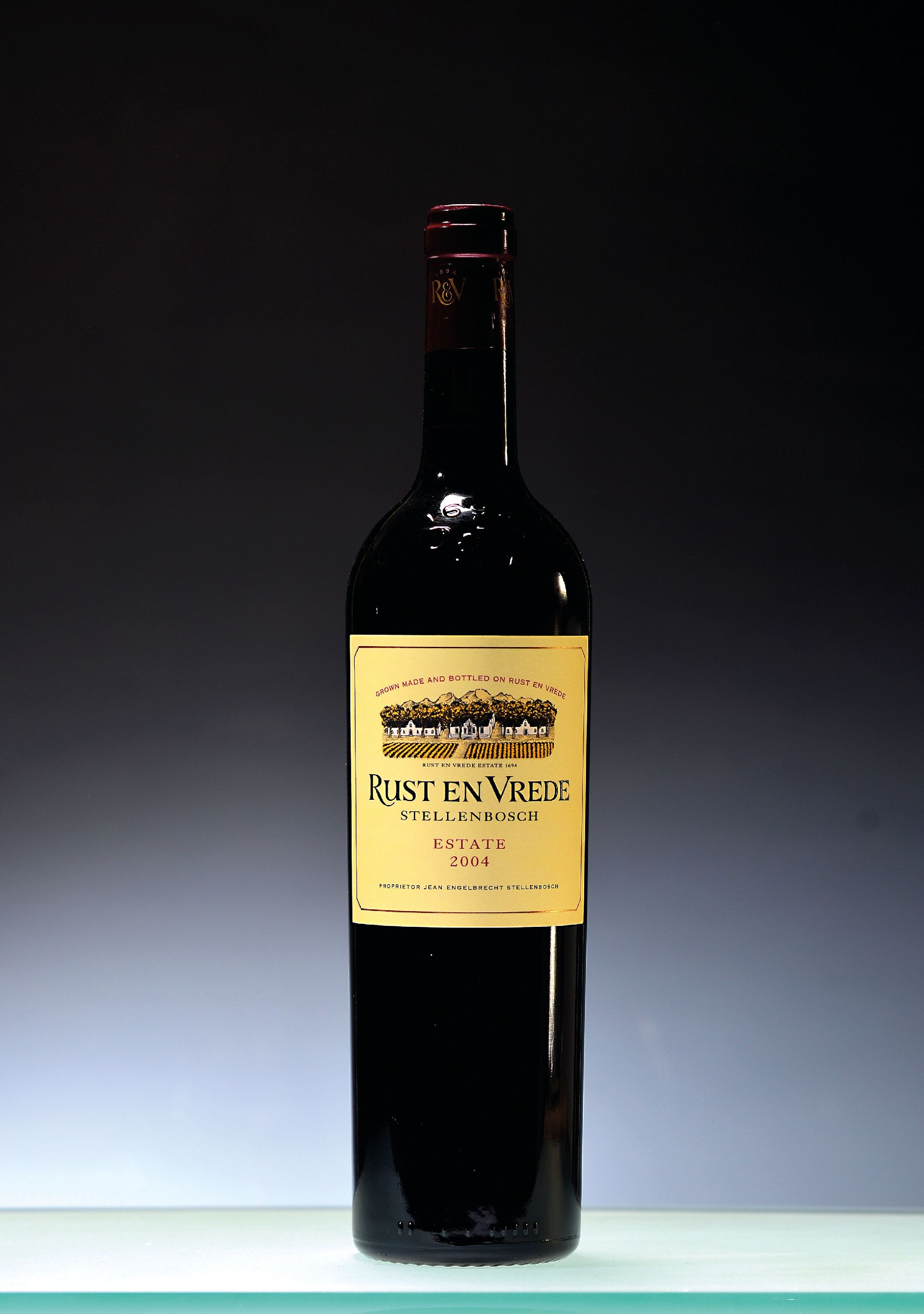 Image 27131596 - 2 Flaschen 2004 Rust en Vrede Estate, Stellenbosch, Südafrika, ca. 75cl, 14,5%Vol., ...