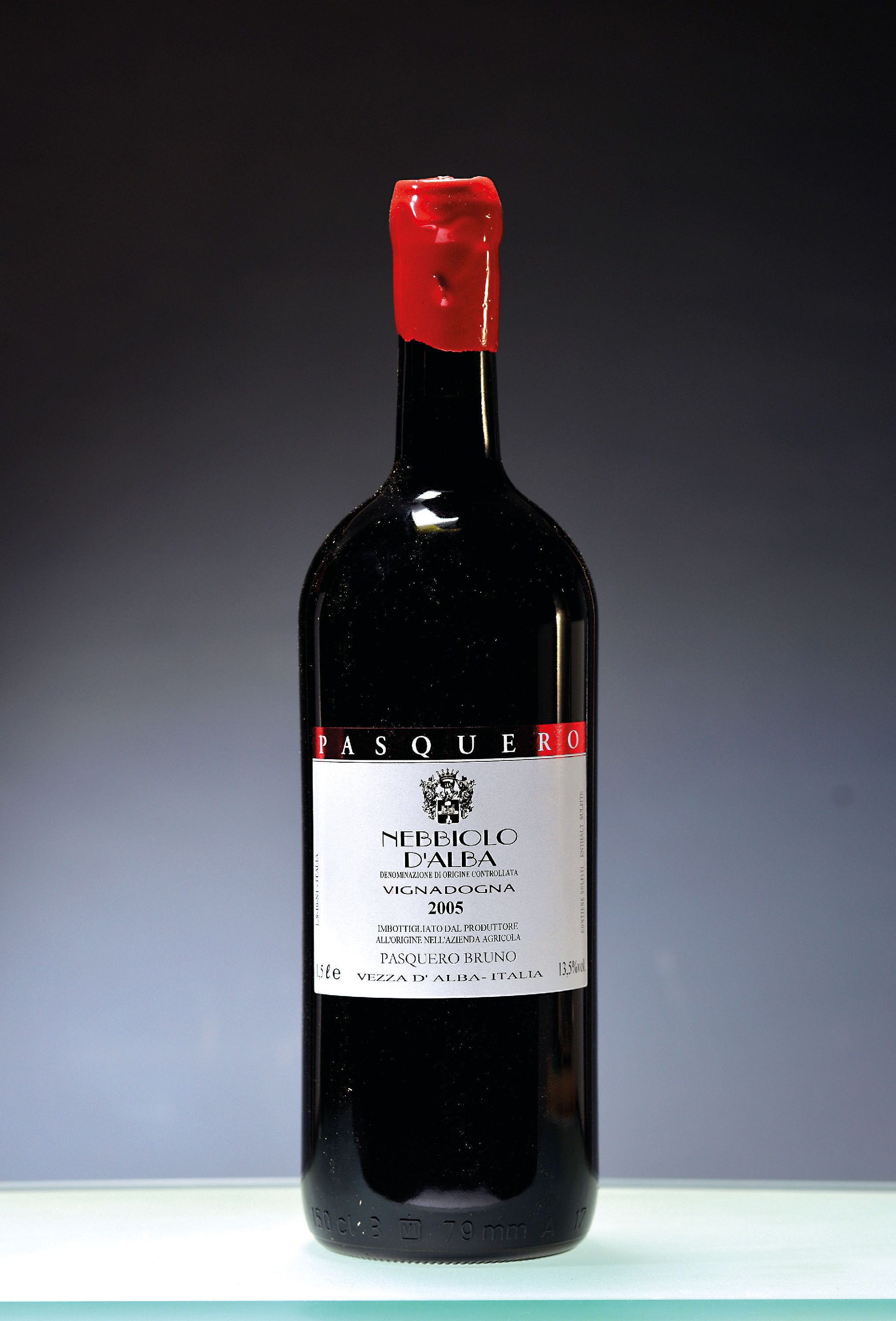 Image 27131607 - 1 magnum bottle 2005 Bruno Pasquero VignadognaNebbiolo d´Alba, Piedmont, Italy, approx. ...